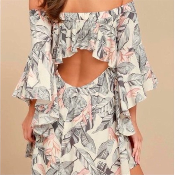 Off the shoulder Tropical print dress - Picture 3 of 5
